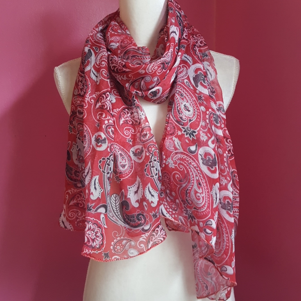Ohio State Buckeyes Paisley Wrap